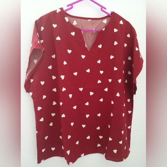 Red and white heart large top - Picture 1 of 1